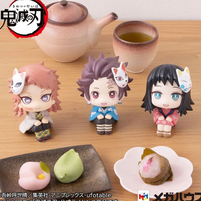 Demon Slayer Kimetsu no Yaiba -Sabito & Makomo Statue / Look Up - Limited: MegaHouse