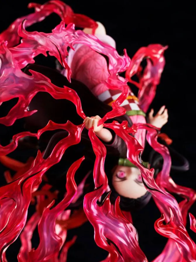 Demon Slayer Kimetsu no Yaiba - Nezuko Kamado Statue / Exploding Blood Version: Aniplex