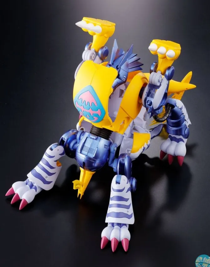 Digimon Adventure - Metal Garurumon Actionfigur / Digivolving Sprirts: Bandai