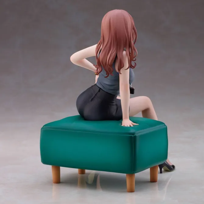 Doshima Illustration - Senior Office Lady With Many Moles Statue / Original Illustration: Union Crea