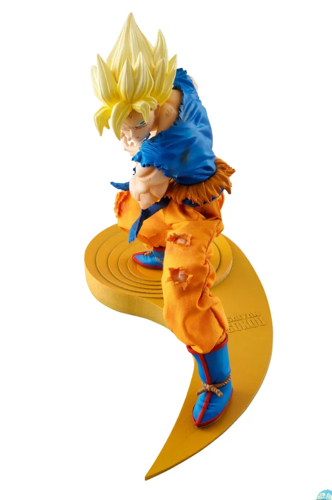 Dragonball Z - Super Saiyan Son Goku Statue - D.O.D.: MegaHouse