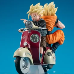 Dragonball Z - Super Saiyan Son Goku & Super Saiyan Son Gohan & MotorbikeStatue / Real McCoy: MegaHo