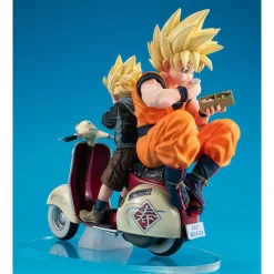 Dragonball Z - Super Saiyan Son Goku & Super Saiyan Son Gohan & MotorbikeStatue / Real McCoy: MegaHo