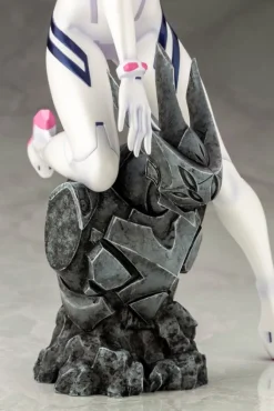 Evangelion 4 - Mari Makinami Statue / White Plugsuit Version: Kotobukiya