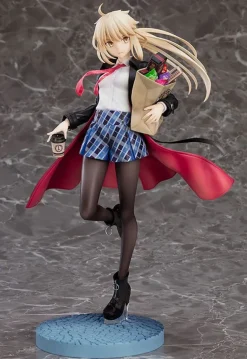 Fate/Grand Order - Saber/Altria Pendragon Statue / Heroic Spirit Traveling Outfit: Good Smile Compan