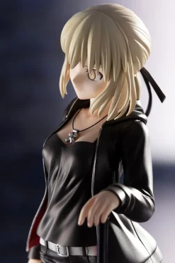 Fate/Grand Order - Saber/Altria Pendragon Statue (Alter) Casual Ver: Kotobukiya