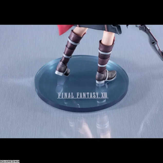 Final Fantasy XIII - Lightning Statue: Square-Enix