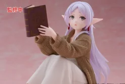 Frieren: Beyond Journey's End - Frieren Statue / Desktop Cute Figure Roomwear Ver.: Taito Prize