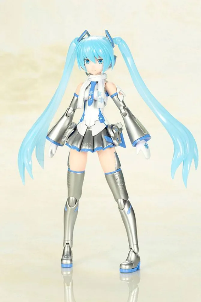 Hatsune Miku - Snow Miku Plastic Model Kit / Black Version: Kotobukiya