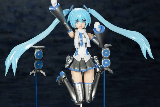 Hatsune Miku - Snow Miku Plastic Model Kit / Black Version: Kotobukiya