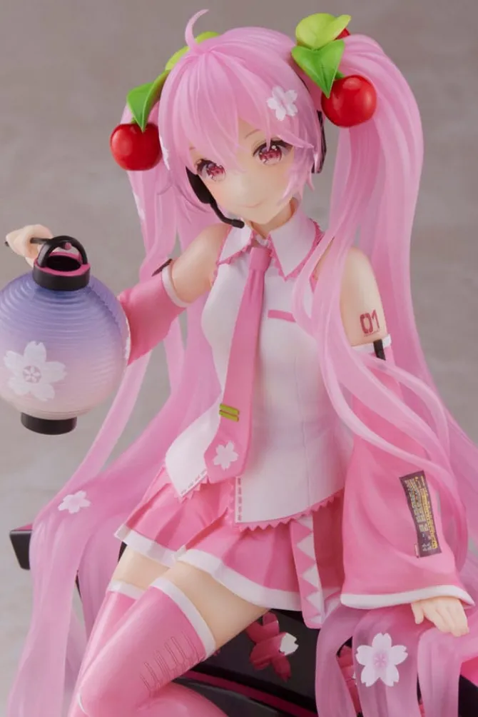 Hatsune Miku AMP - Sakura Miku Statue / Lantern Ver. Reissue: Taito Prize
