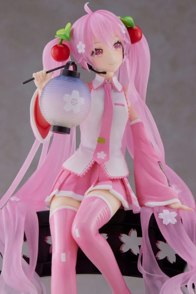 Hatsune Miku AMP - Sakura Miku Statue / Lantern Ver. Reissue: Taito Prize