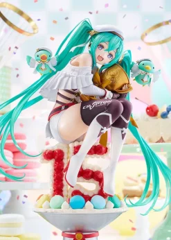 Hatsune Miku Characters - Racing Miku Statue / 2023 - 15th Anniversary Ver.: Good Smile Company