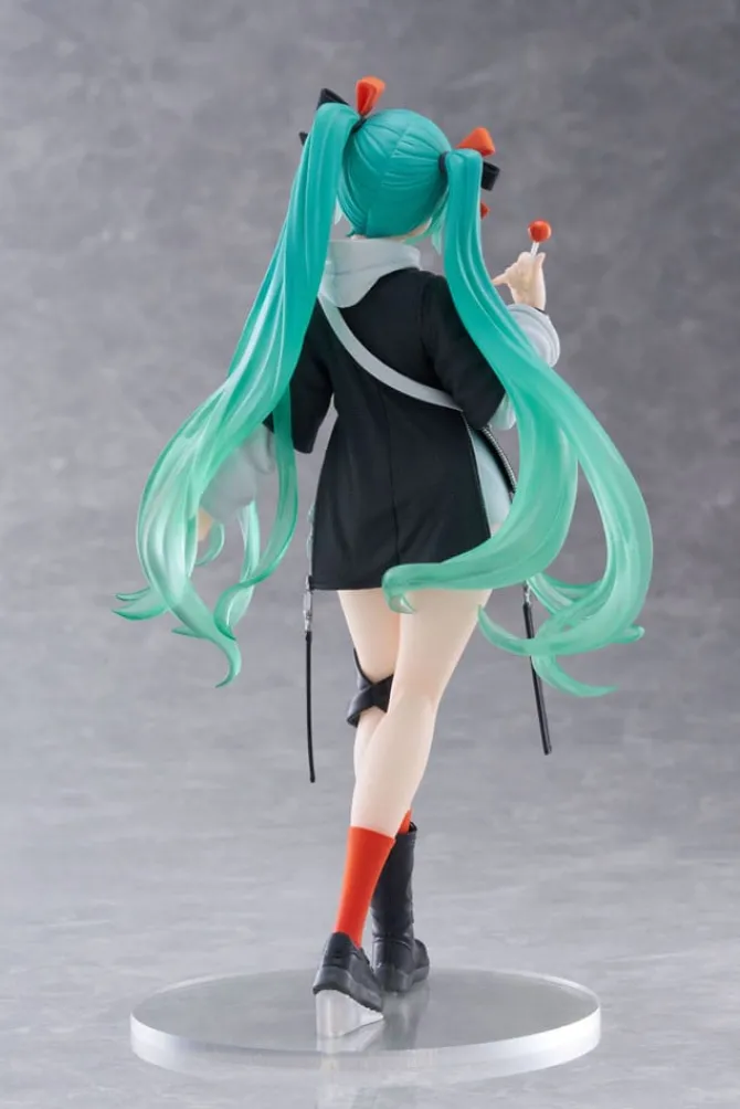 Hatsune Miku Wonderland - Hatsune Miku Statue / Fashion Punk Ver.: Taito Prize