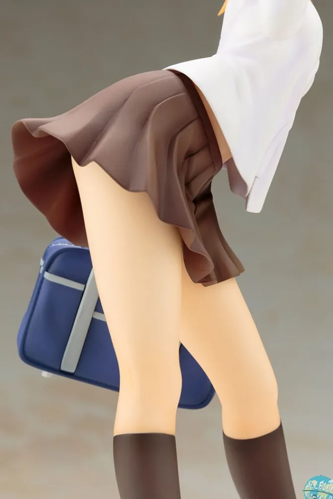 Interviews with Monster Girls - Hikari Takanashi Statue: Kotobukiya