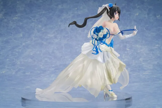 Is It Wrong to Try to Pick Up Girls in a Dungeon? - Hestia Statue: Furyu