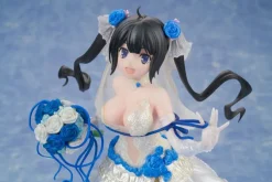 Is It Wrong to Try to Pick Up Girls in a Dungeon? - Hestia Statue: Furyu