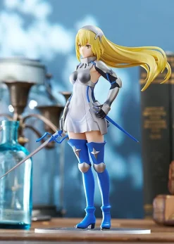 Is It Wrong to Try to Pick Up Girls in a Dungeon? IV - Ais Wallenstein Statue / Pop Up Parade: Good