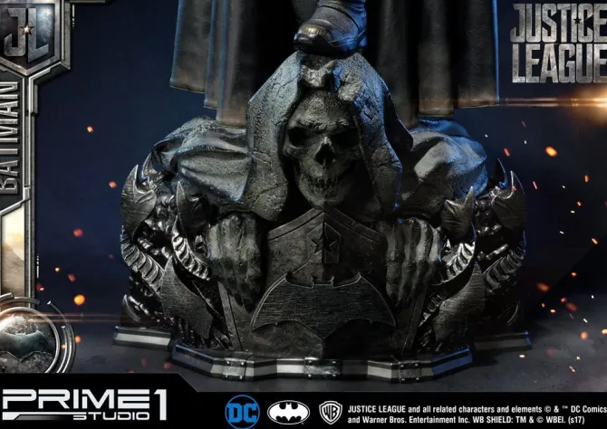 Justice League - Batman Statue: Prime 1 Studio