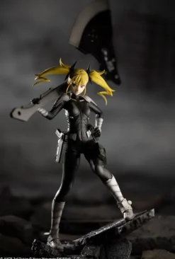 Kaiju No. 8 - Kikoru Shinomiya Statue / ARTFXJ: Kotobukiya