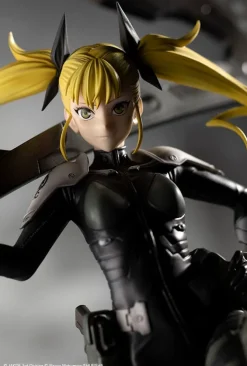 Kaiju No. 8 - Kikoru Shinomiya Statue / ARTFXJ: Kotobukiya