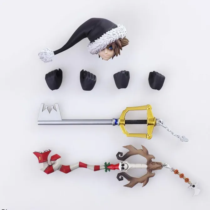 Kingdom Hearts II - Sora Actionfigur / Bring Arts - Christmas Town Version: Square Enix
