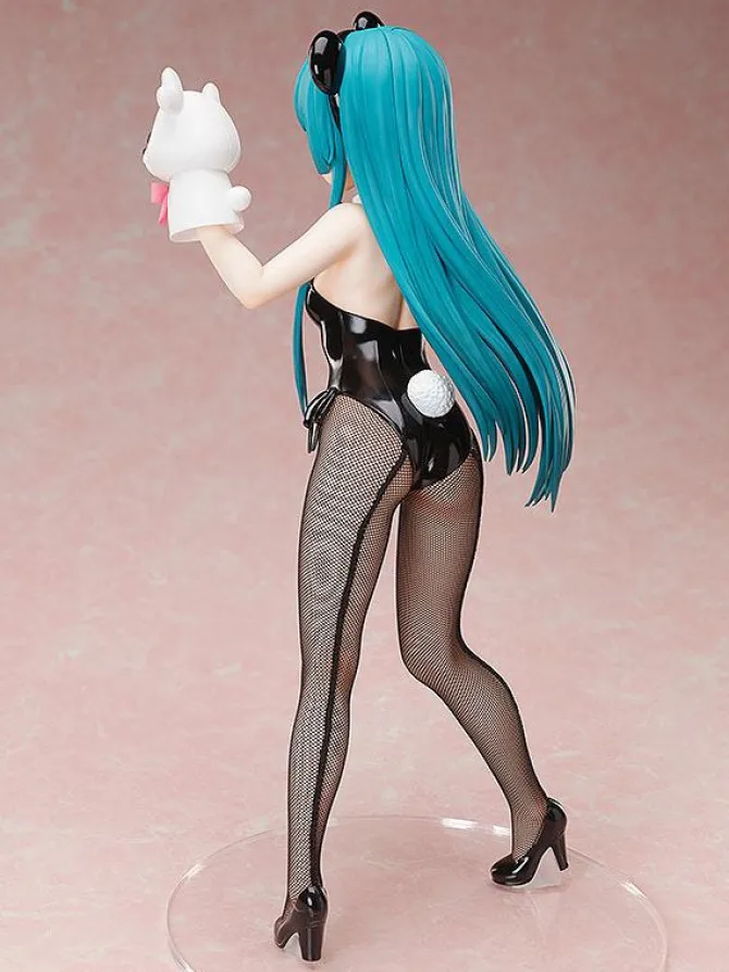 Kuma Kuma Kuma Bear - Yuna Statue / Bear Suit Version: FREEing