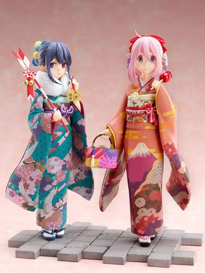 Laid-Back Camp - Nadeshiko Statue / Furisode Version: Furyu