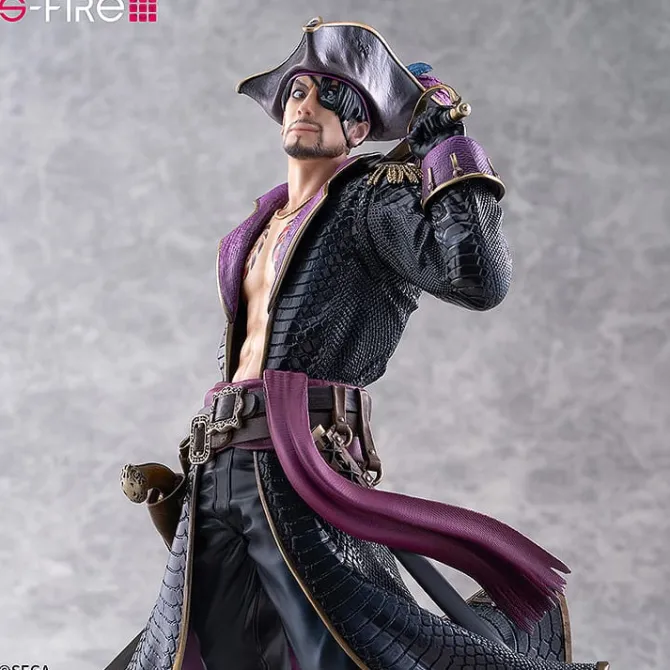Like a Dragon: Pirate Yakuza in Hawaii - Goro Majima Statue / S-Fire (Captain Majima): Sega