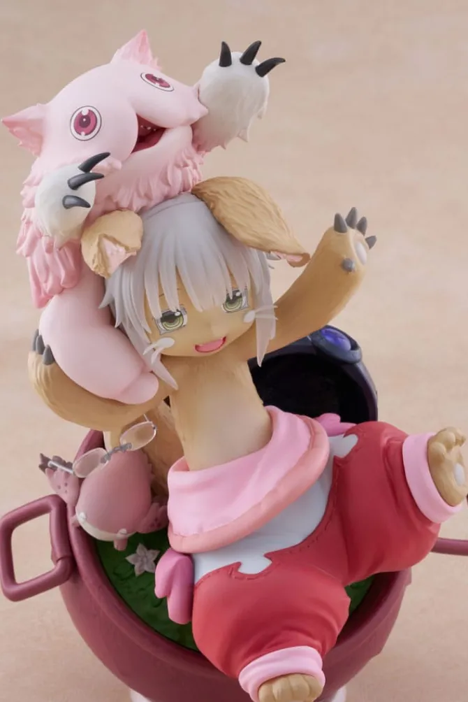 Made in Abyss - Nanachi Statue / The Golden City of the Scorching Sun AMP+ My Treasure Reissue: Tait
