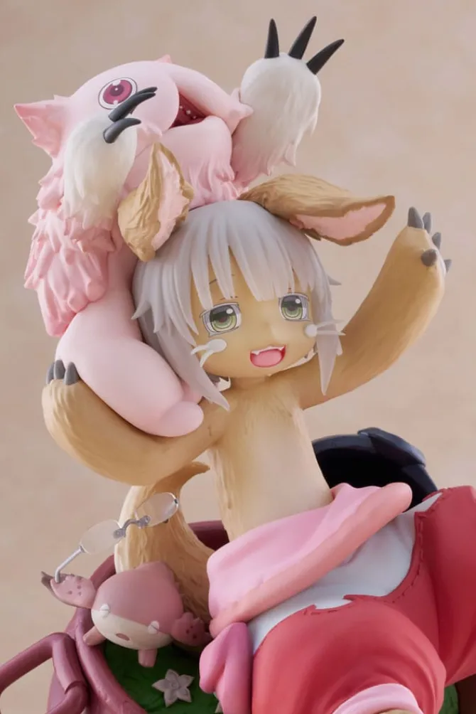 Made in Abyss - Nanachi Statue / The Golden City of the Scorching Sun AMP+ My Treasure Reissue: Tait