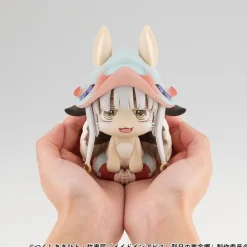 Made in Abyss: - The Golden City of the Scorching Sun Look Up/ Nanachi Statue: MegaHouse