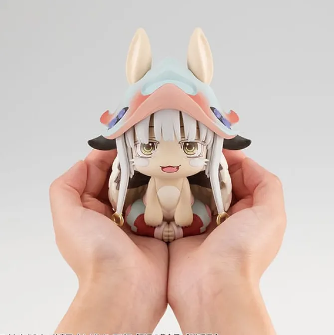 Made in Abyss: - The Golden City of the Scorching Sun Look Up / Nanachi Statue: MegaHouse