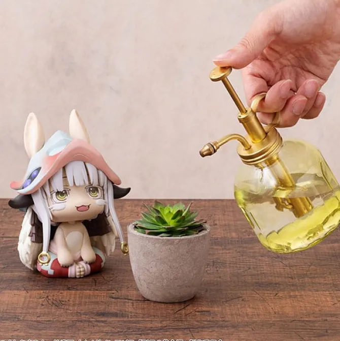 Made in Abyss: - The Golden City of the Scorching Sun Look Up / Nanachi Statue: MegaHouse