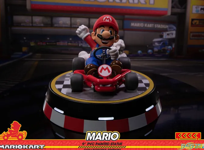 Mario Kart - Mario Statue / Collector's Edition: First 4 Figures