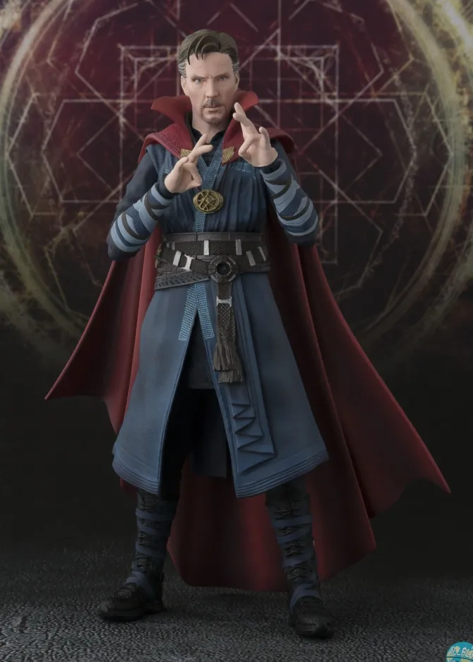 Marvel - Doctor Strange & Burning Flame Set Actionfigur - S.H. Figuarts: Bandai