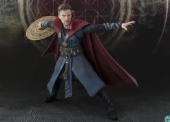 Marvel - Doctor Strange & Burning Flame Set Actionfigur - S.H. Figuarts: Bandai