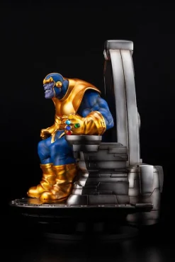 Marvel Comics - Thanos on Space Throne Statue - Fine Art: Kotobukiya