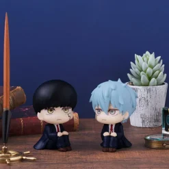 Mashle - Mash Burnedead & Lance Crown Statue / Look Up: MegaHouse