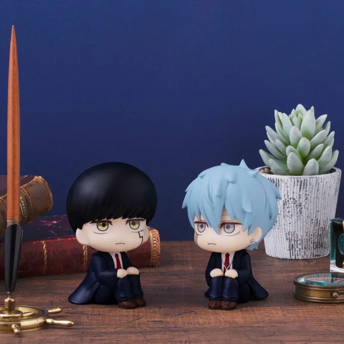 Mashle - Mash Burnedead & Lance Crown Statue / Look Up: MegaHouse