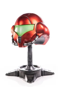 Metroid Prime - Samus Helmet Statue: First 4 Figures