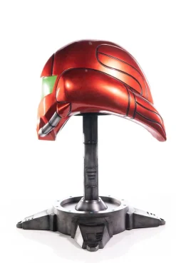 Metroid Prime - Samus Helmet Statue: First 4 Figures