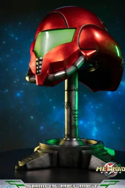 Metroid Prime - Samus Helmet Statue: First 4 Figures
