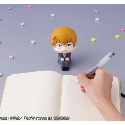 Mob Psycho 100 III - Arataka Reigen Statue / Look Up: MegaHouse