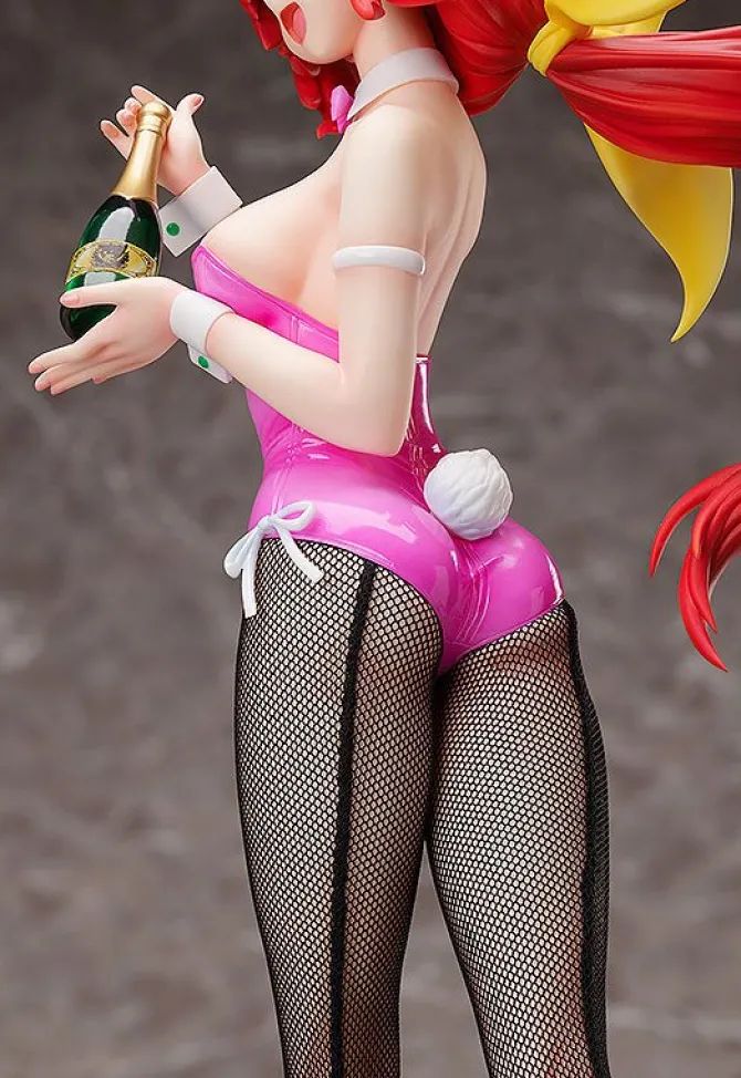 Muv-Luv Alternative - Sumika Kagami Statue / Bunny Version: FREEing