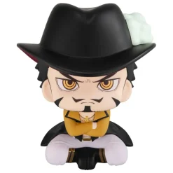 One Piece - Dracule Mihawk Statue / Look Up (Cross Guild Outfit): MegaHouse