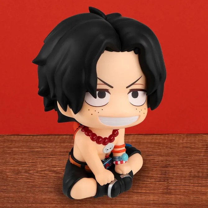 One Piece - Portgas D. Ace Statue / Look Up: MegaHouse