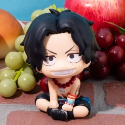 One Piece - Portgas D. Ace Statue / Look Up: MegaHouse