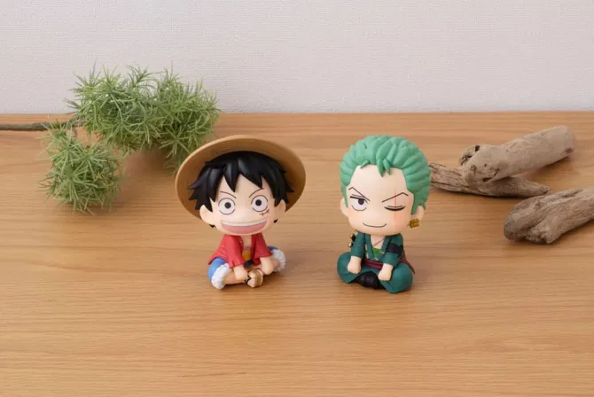 One Piece - Roronoa Zoro Statue / Look Up: Megahouse