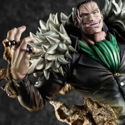One Piece - Sir Crocodile Statue / MAS Maximum: MegaHouse